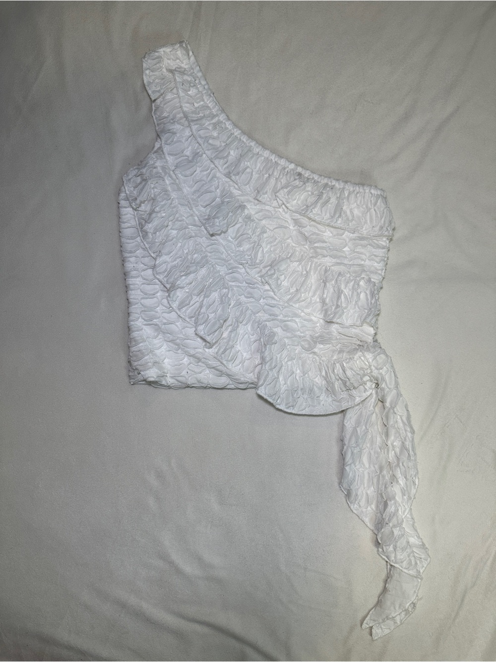 19 Cooper White One Shoulder Ruched Ruffle Top Size M